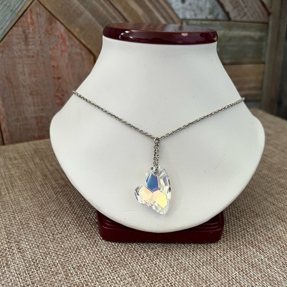 Anthropologie Jewelry - Silver Heart Pendant Necklace